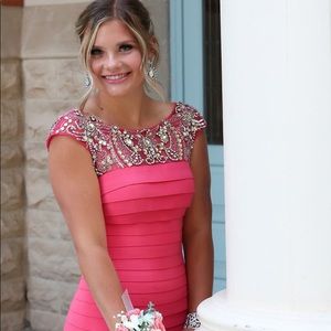 Sherri Hill cocktail size 4 . Corral